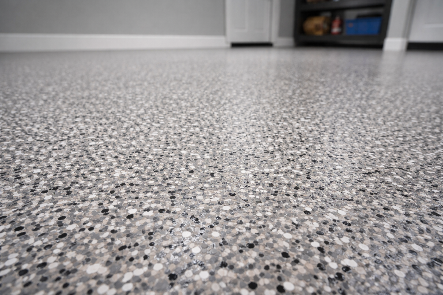 flake epoxy flooring